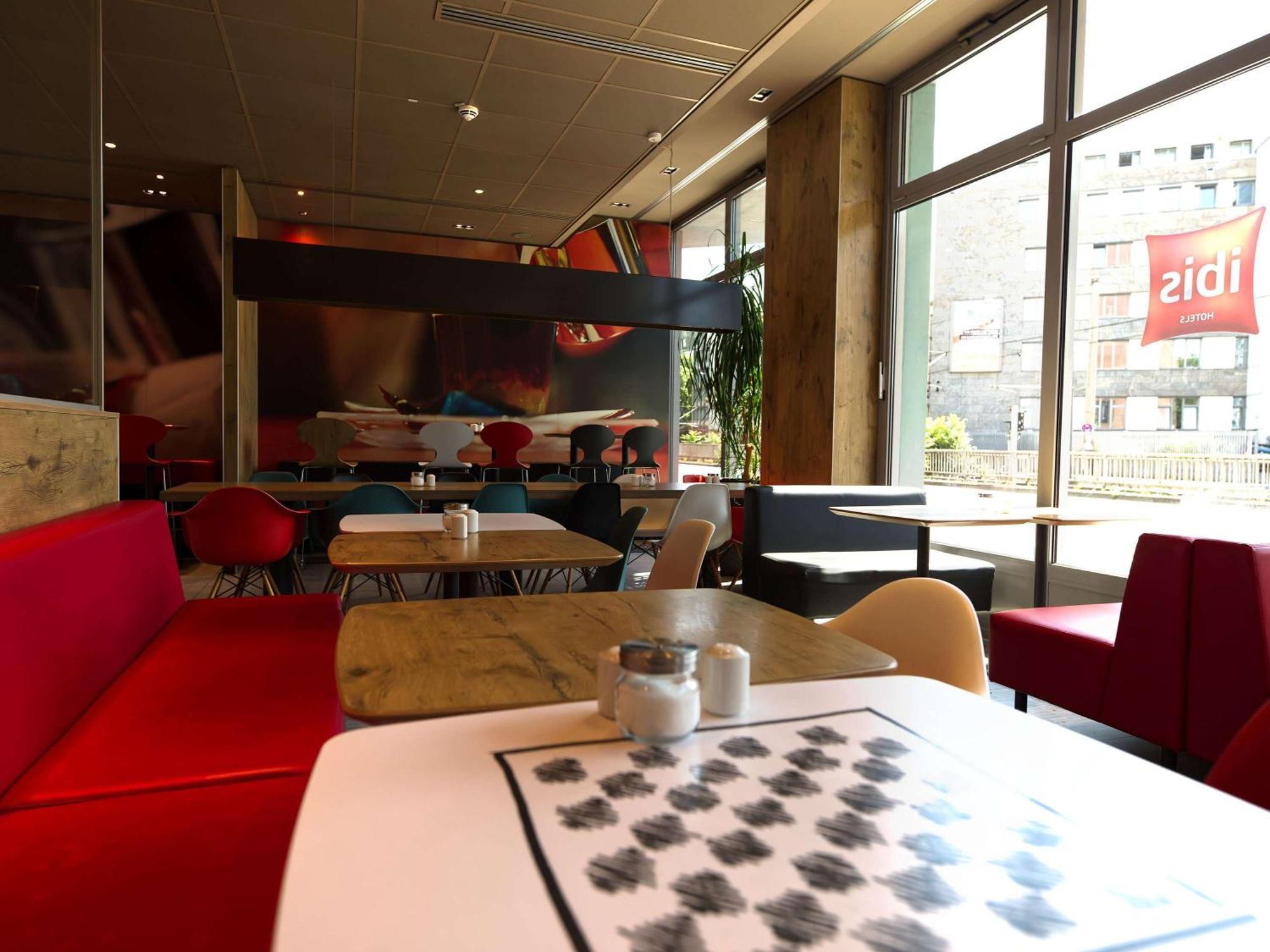 Ibis Koeln Centrum Exterior photo