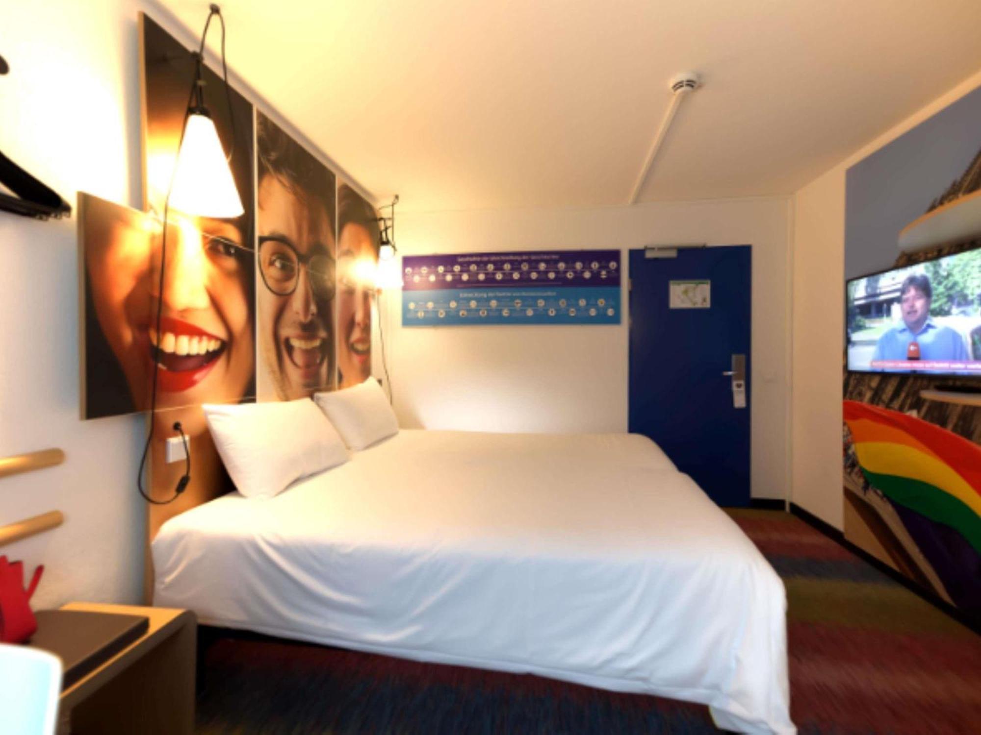 Ibis Koeln Centrum Exterior photo